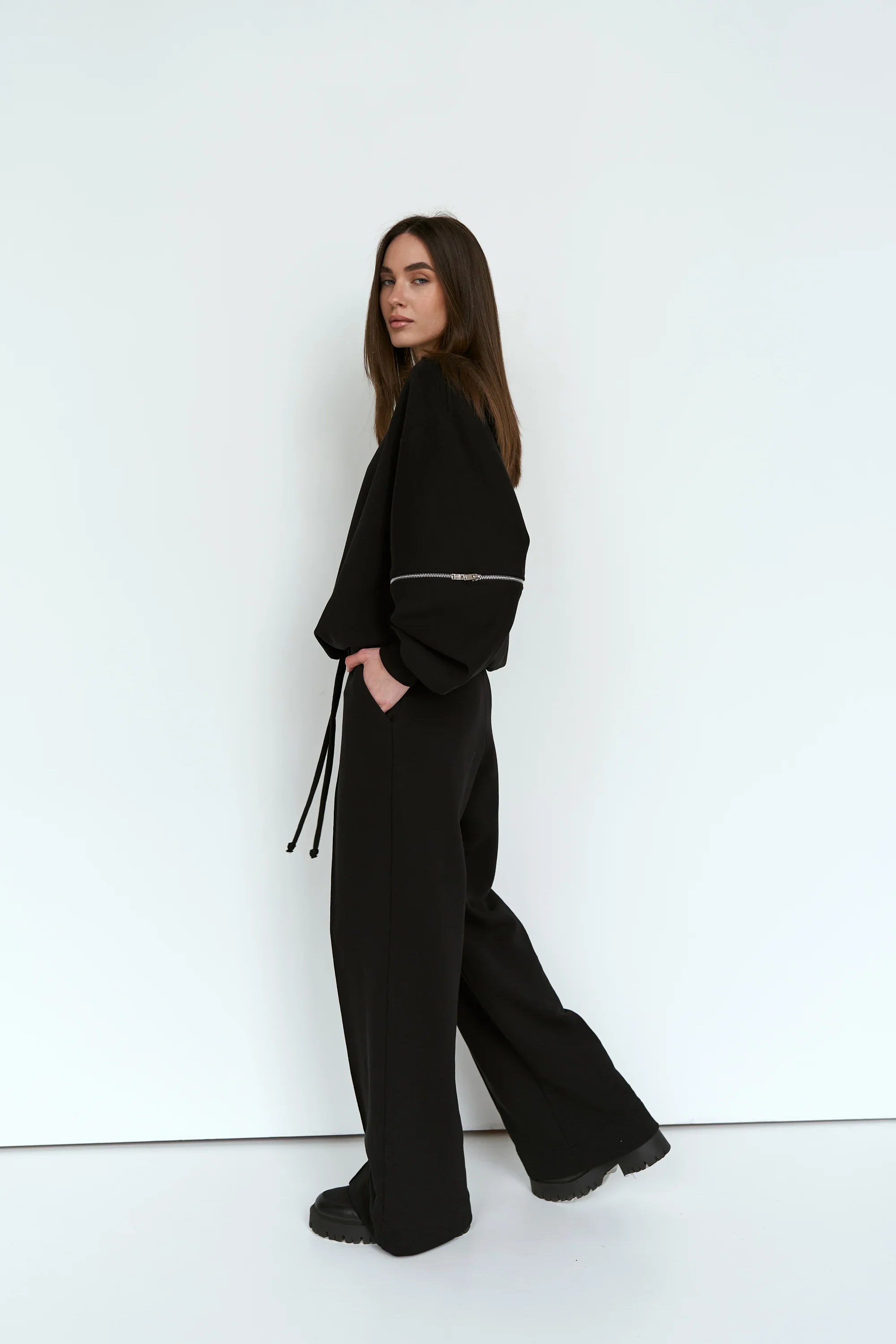 Straight knit trousers black