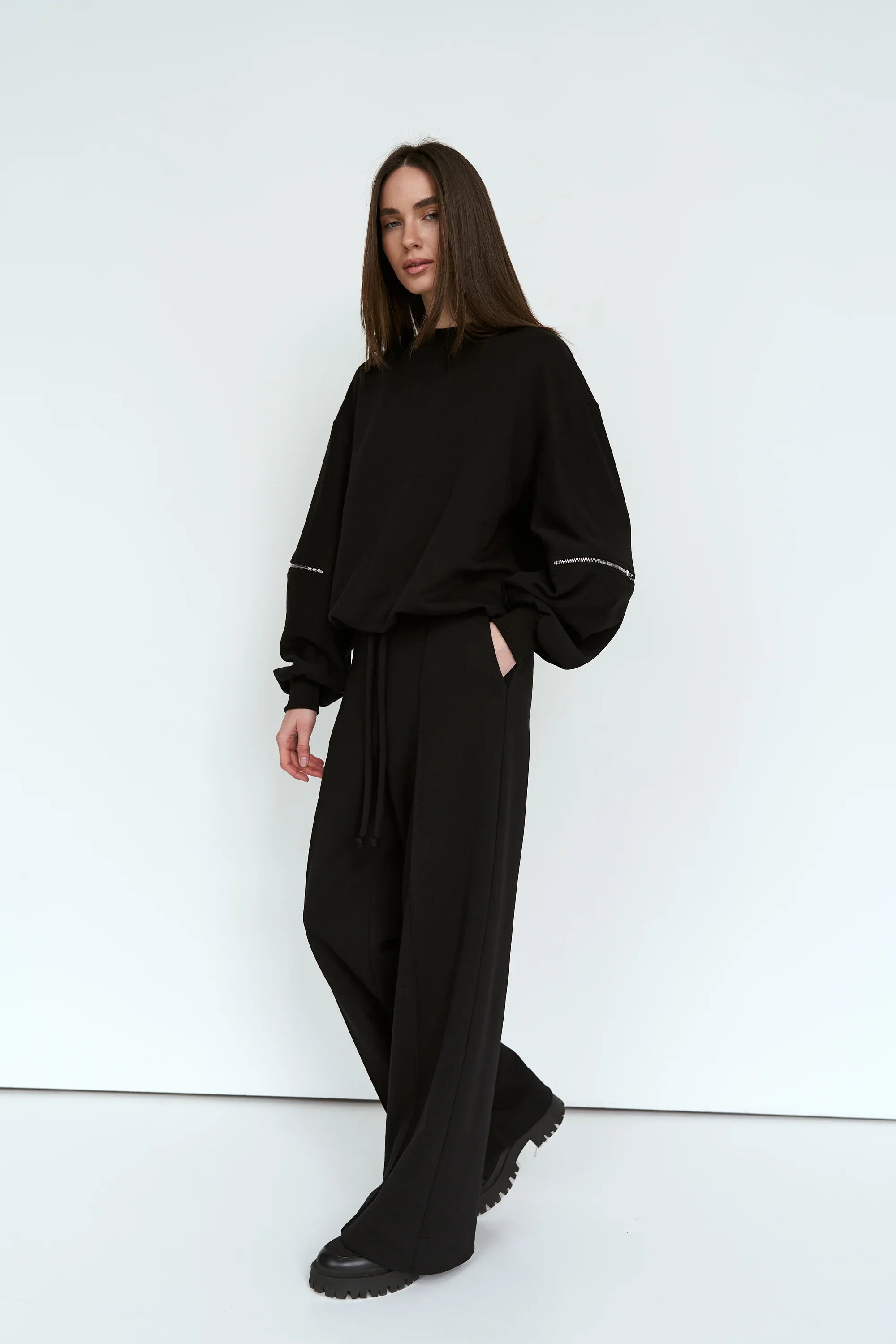 Straight knit trousers black