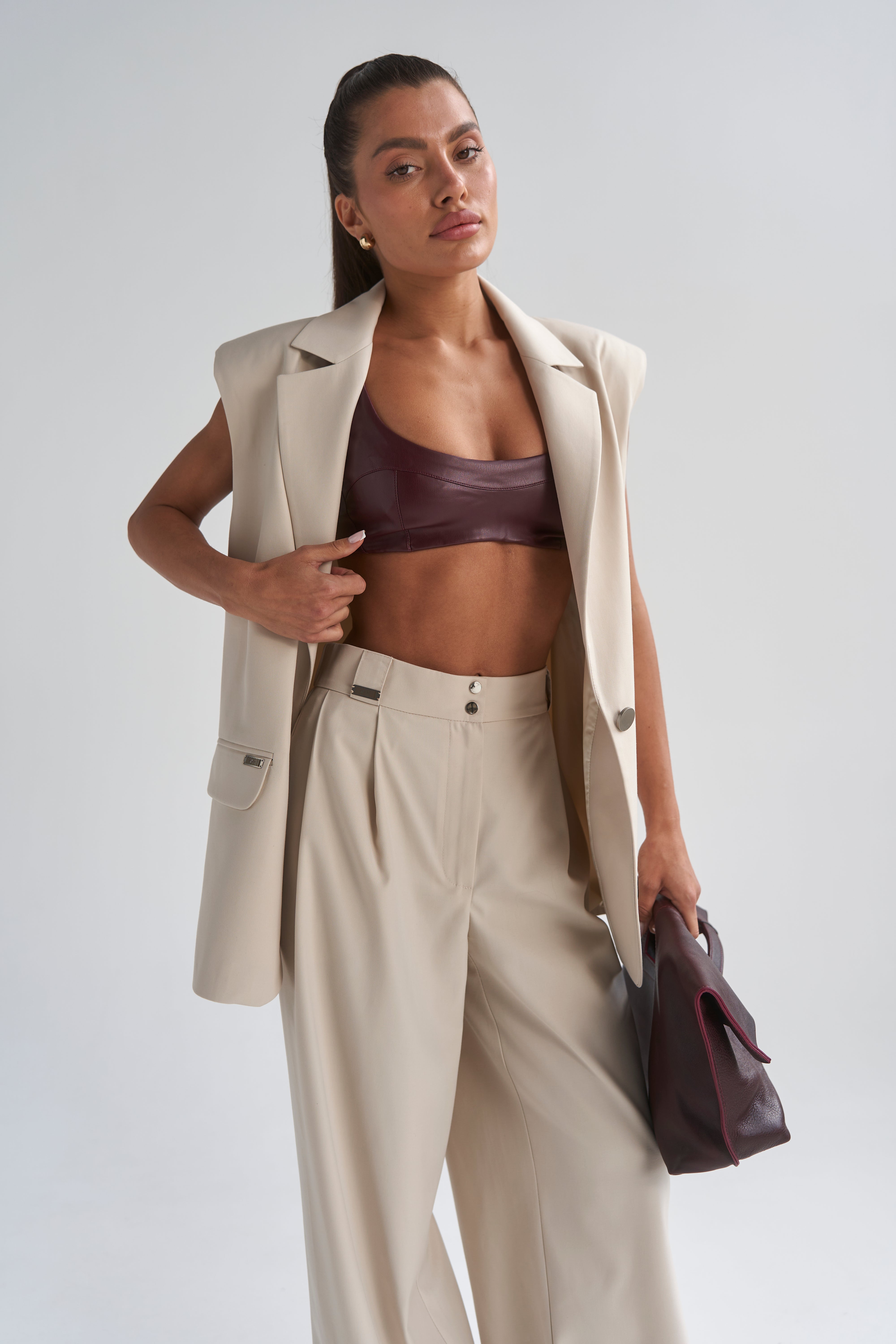 Брюки палаццо з костюмної тканини