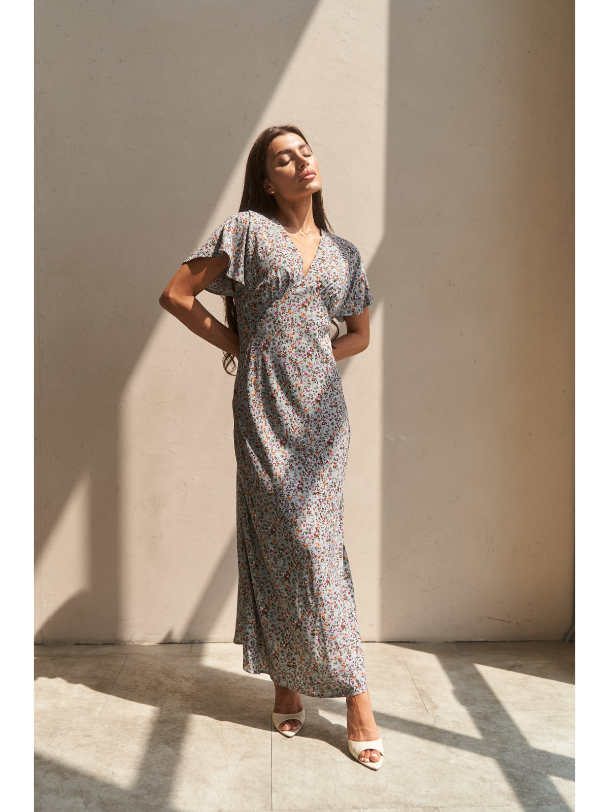 Grey cotton maxi dress with flowers - UFS.store.ua