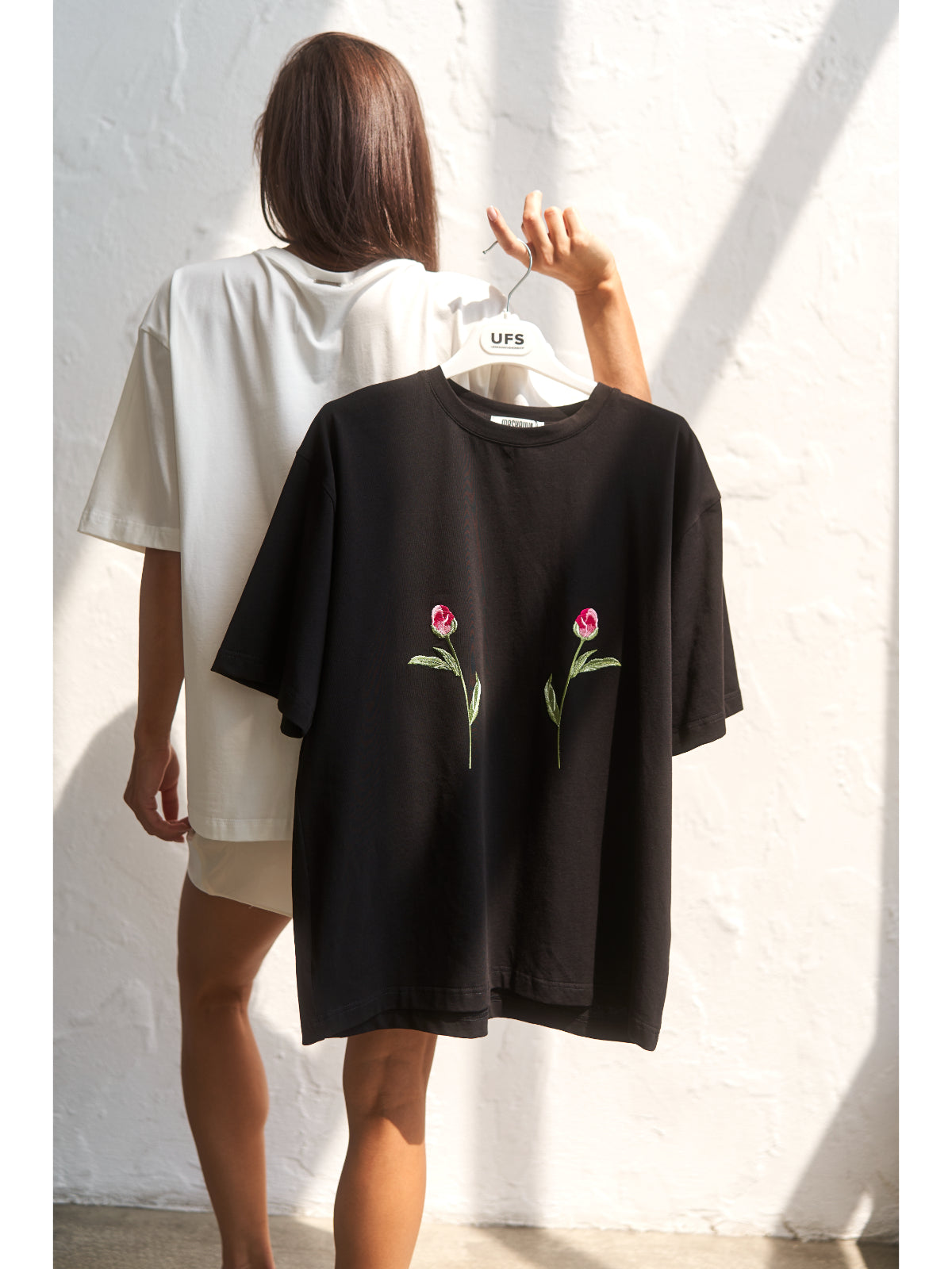 TWO ROSES T-Shirt with embroidery - UFS.store.ua