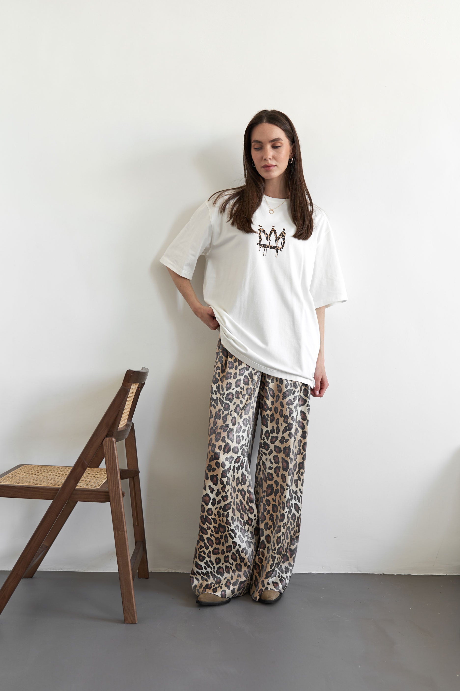 T-shirt CROWN LEOPARD White