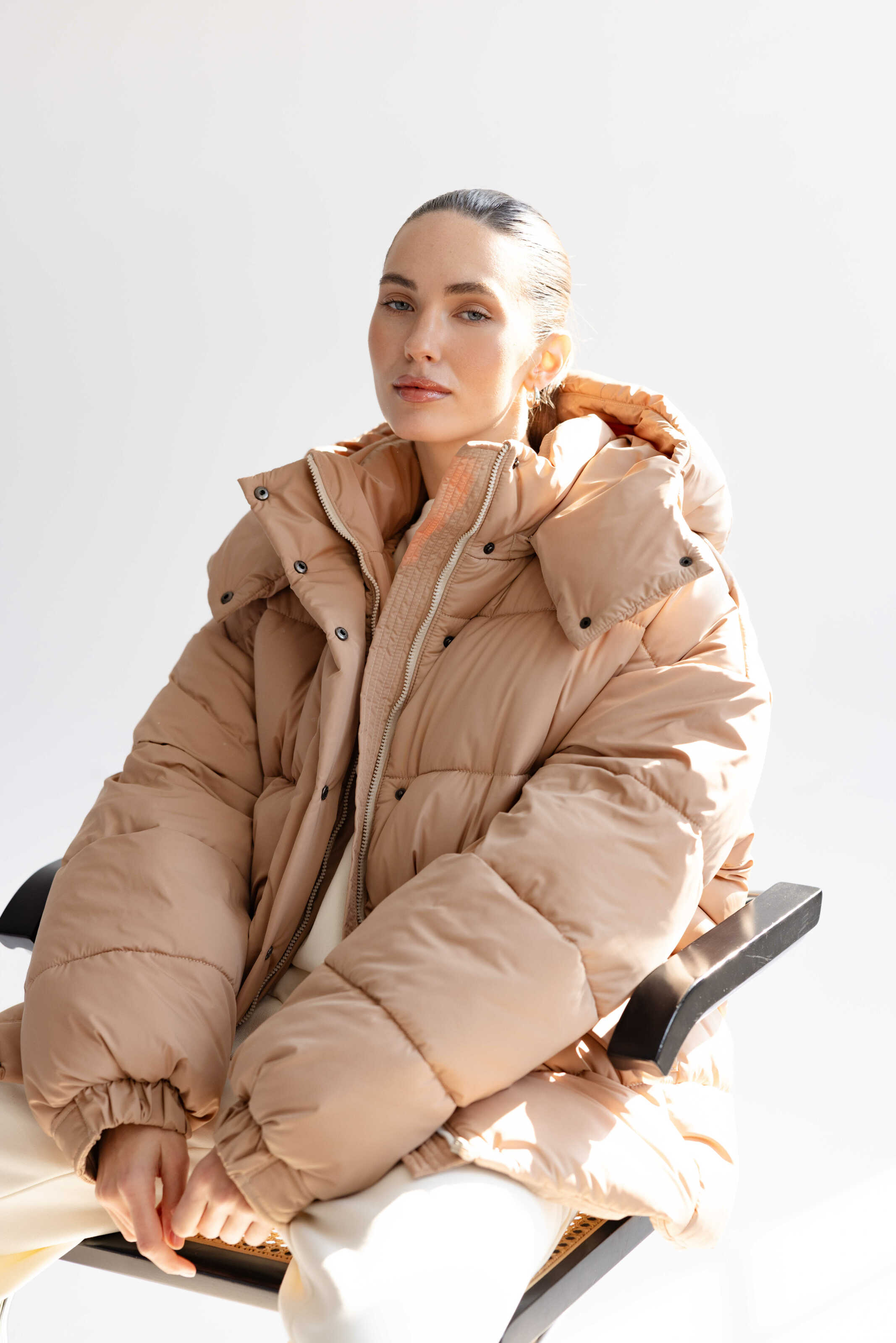 Oversized Puffer Jacket Beige