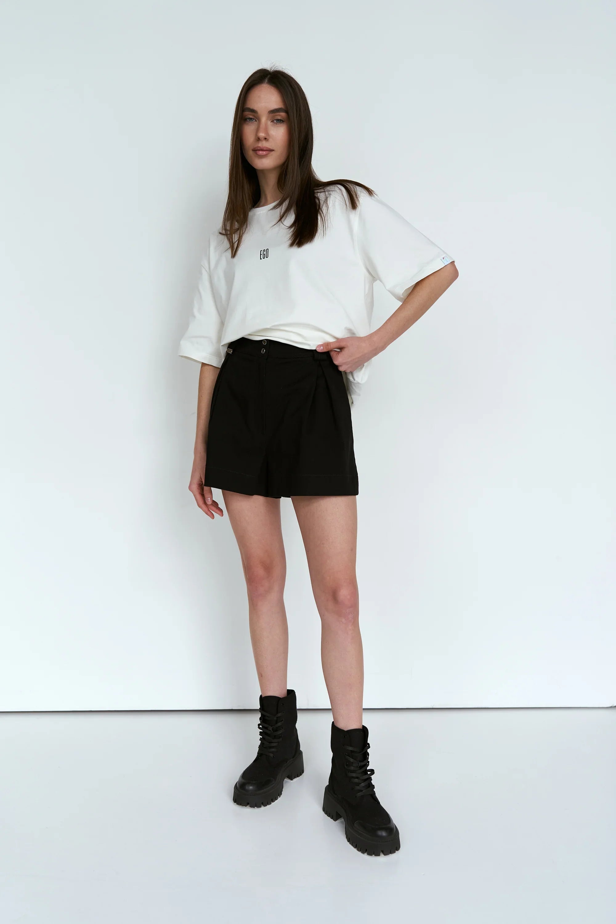 Cotton shorts image