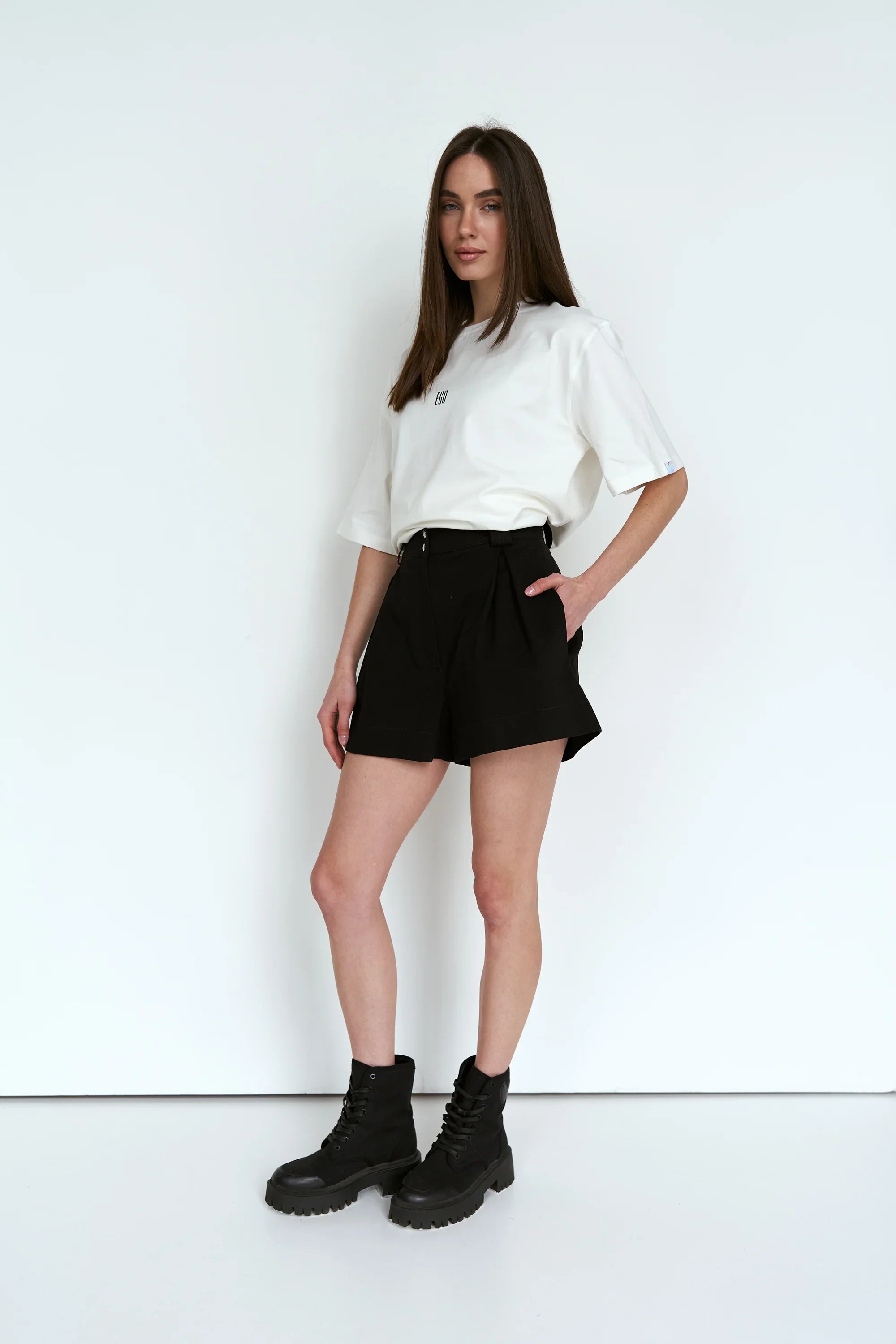 Cotton shorts image