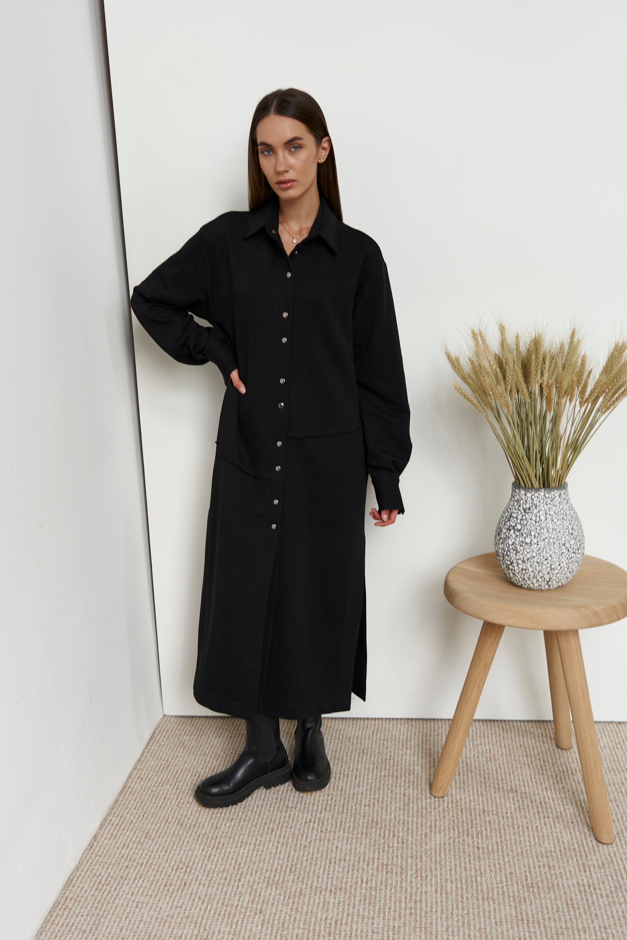 Dress-cardigan black knit U