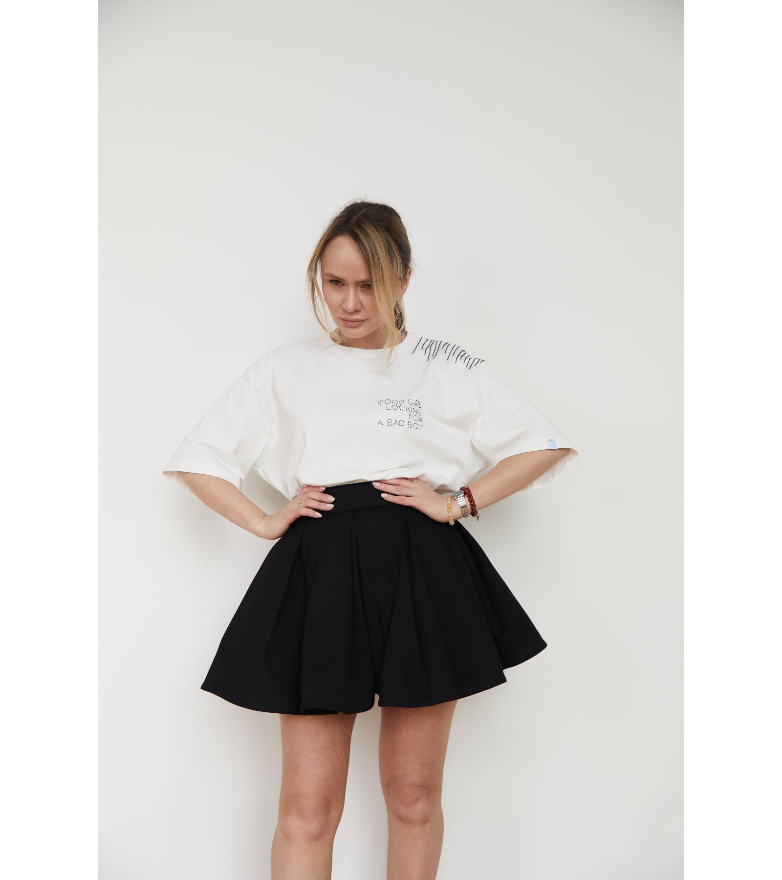 T-shirt with rhinestones "Good girl looking for a bad boy" - UFS.store.ua