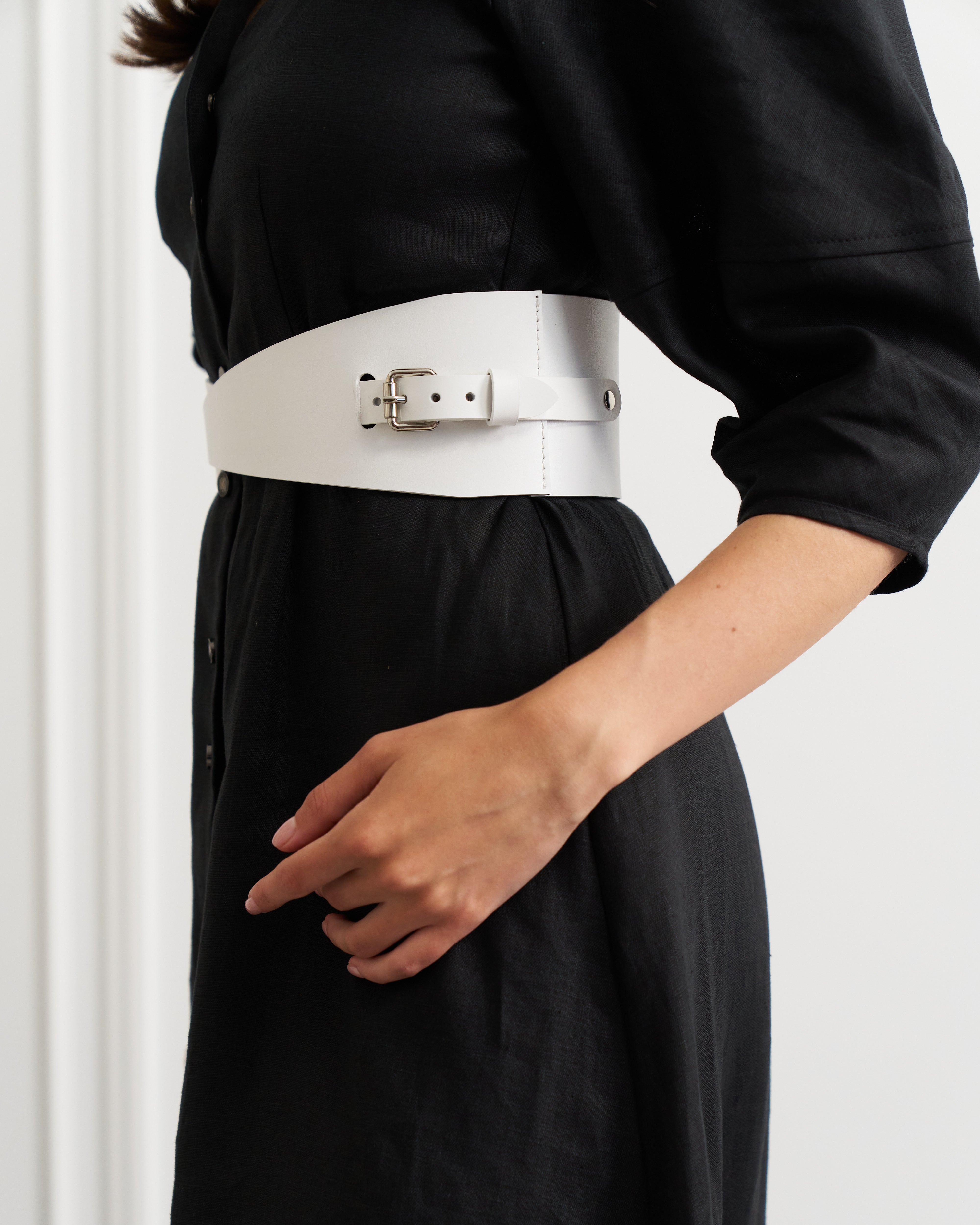 Wide asymmetrical leather belt TRISHA - UFS.store.ua