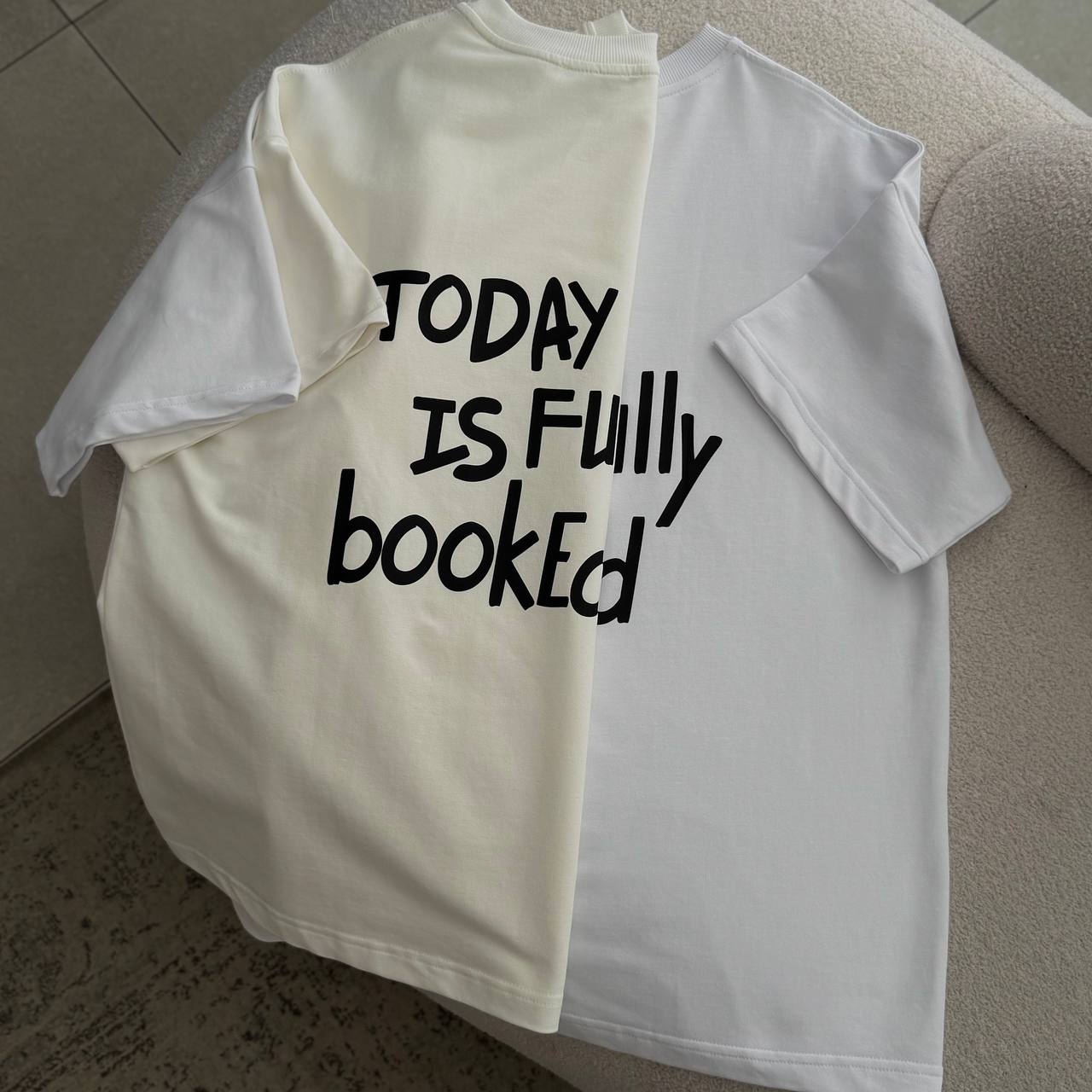Футболка принт "Today is fully booked"