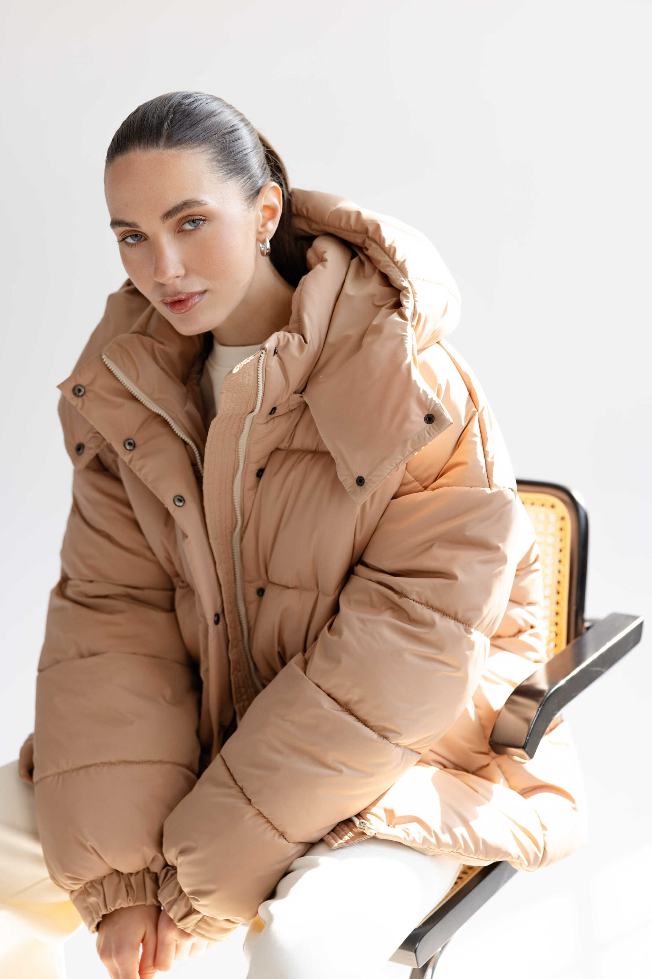 Oversized Puffer Jacket Beige