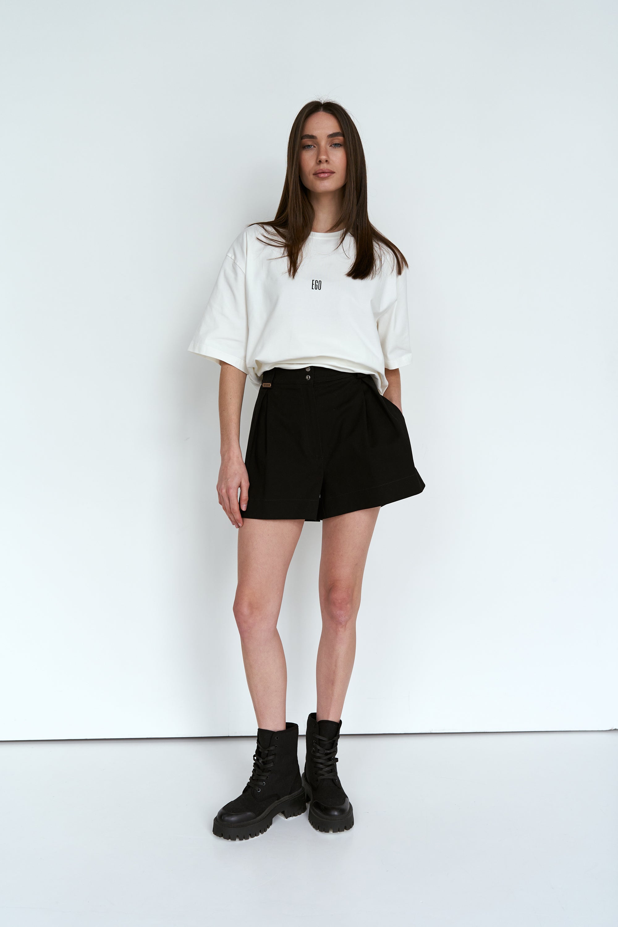 Cotton shorts image