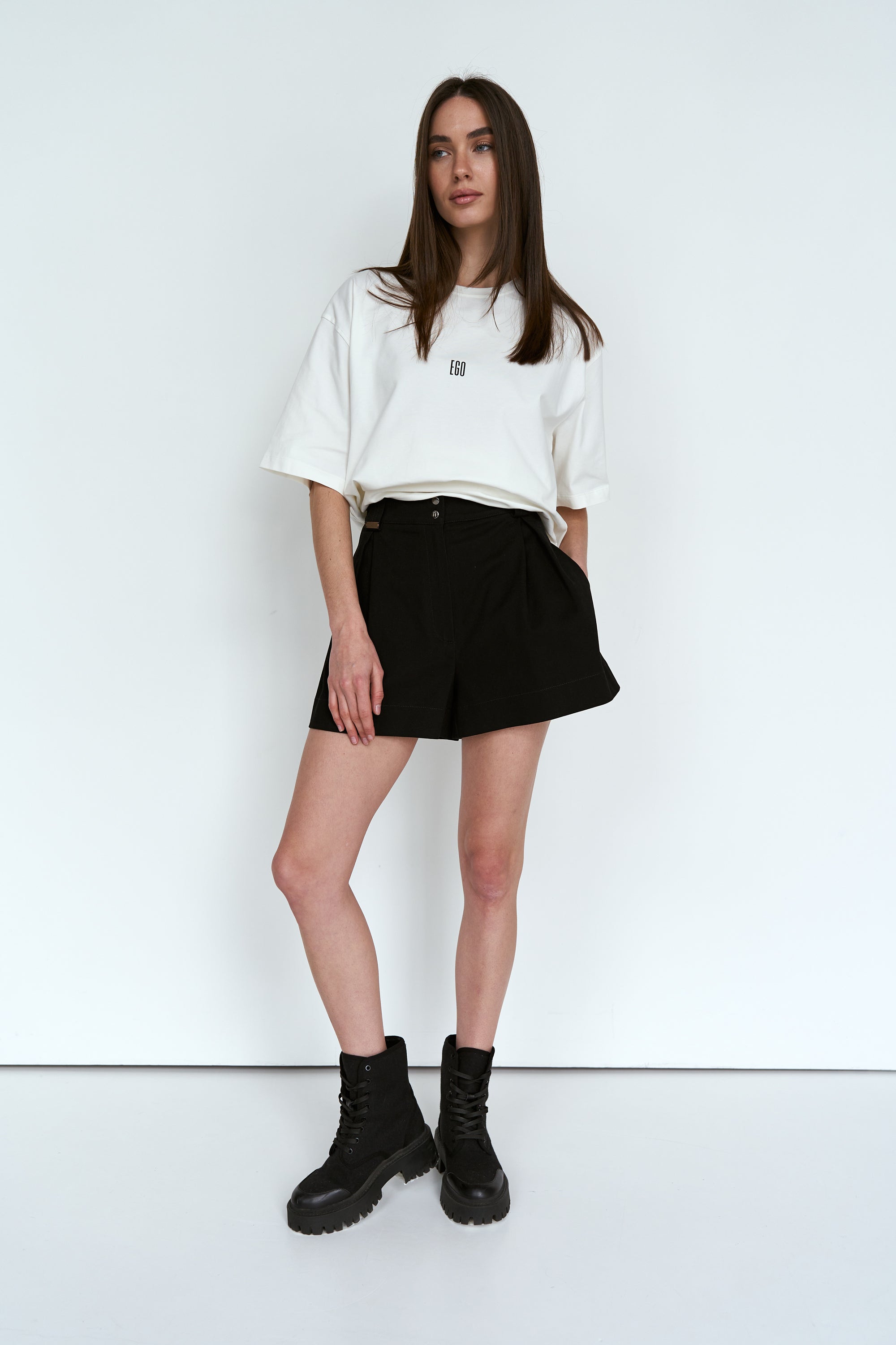 Cotton shorts image