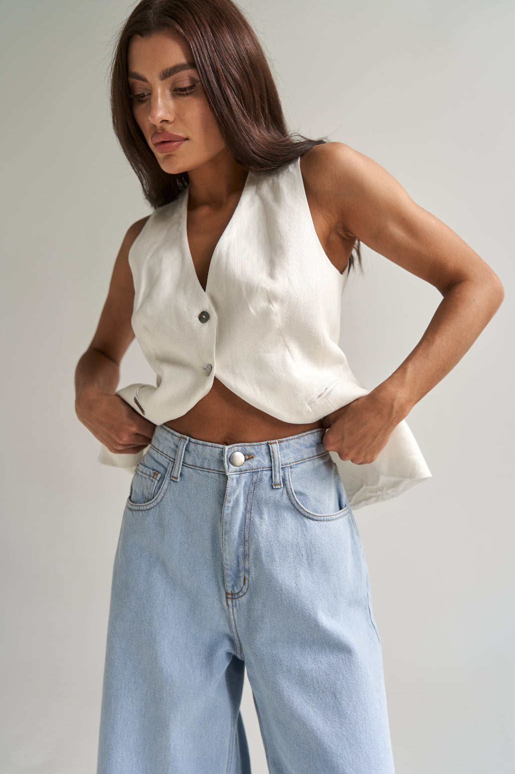 Linen Vest White